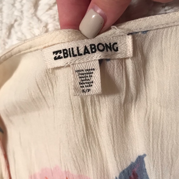 Billabong Floral Wrap Dress - Picture 4 of 4